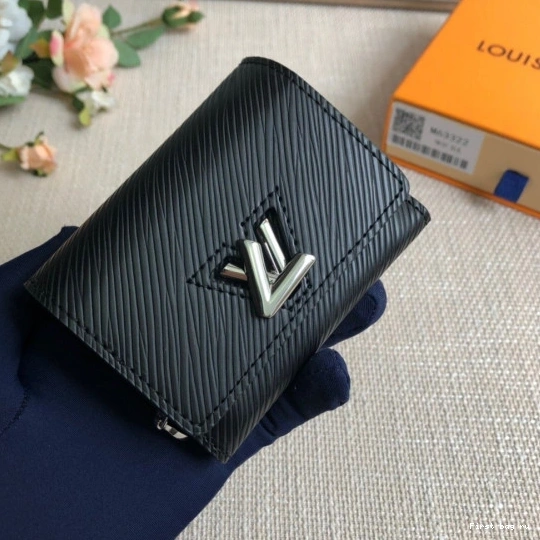 First bag ru WALLET TWIST LOUIS VUITTON 0813
